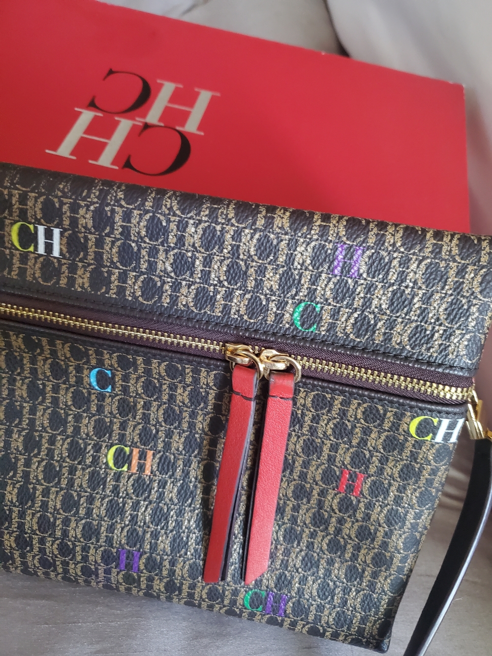 Carolina Herrera Hand Bag - Picture 6 of 6